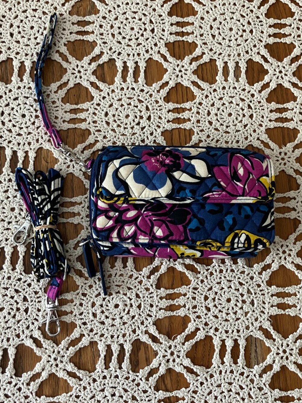 Vera Bradley Retired Pattern African Violet Crossbody Wallet Wristlet Wallet
